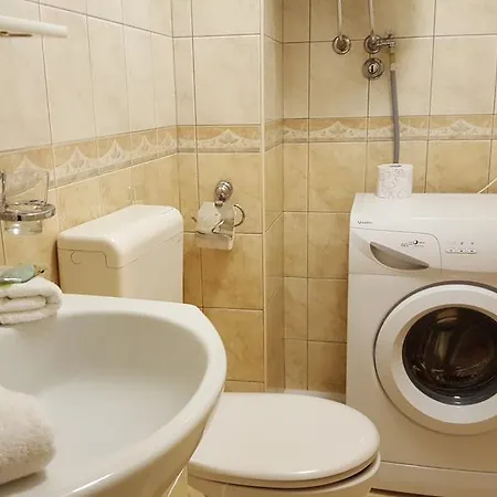 Apartment Guest House Amalija