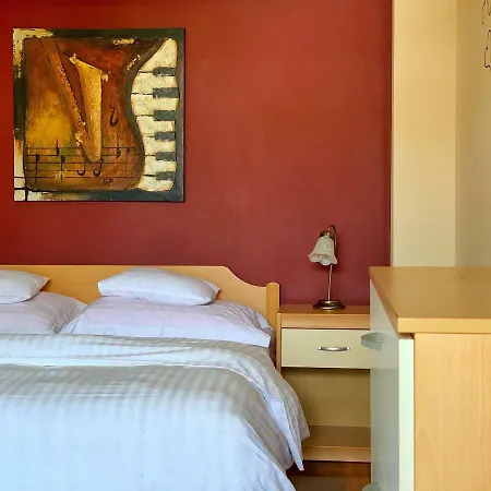 Apartment Guest House Amalija