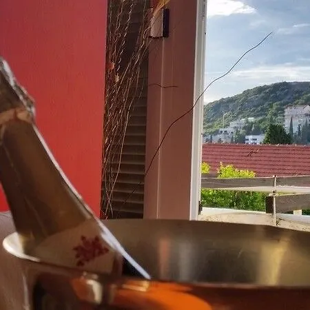 Amalija *